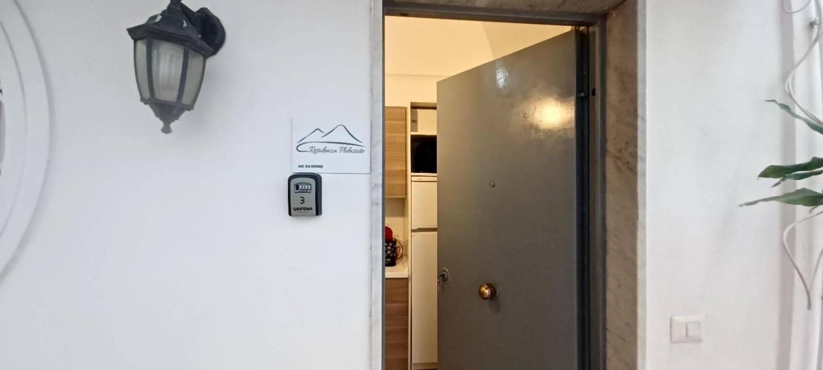 Residenza Plebliscito Apartment Napoli Exterior foto